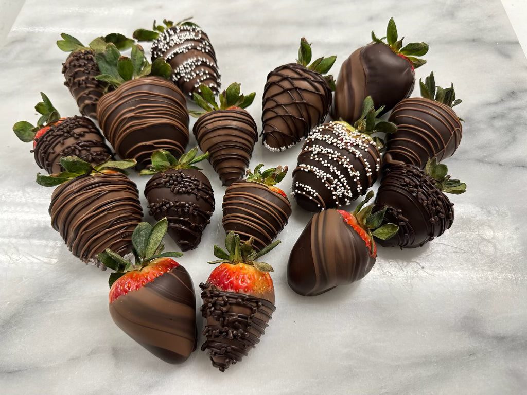 Valentine’s Chocolate-Covered Strawberries
