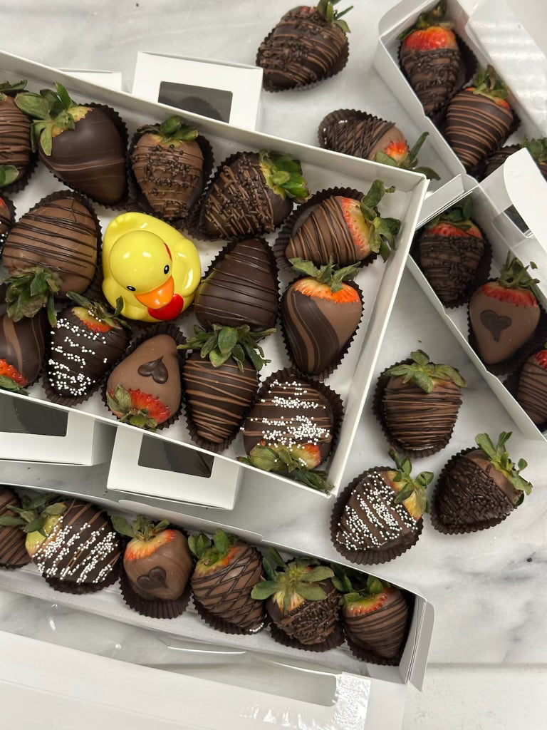 Valentine’s Chocolate-Covered Strawberries